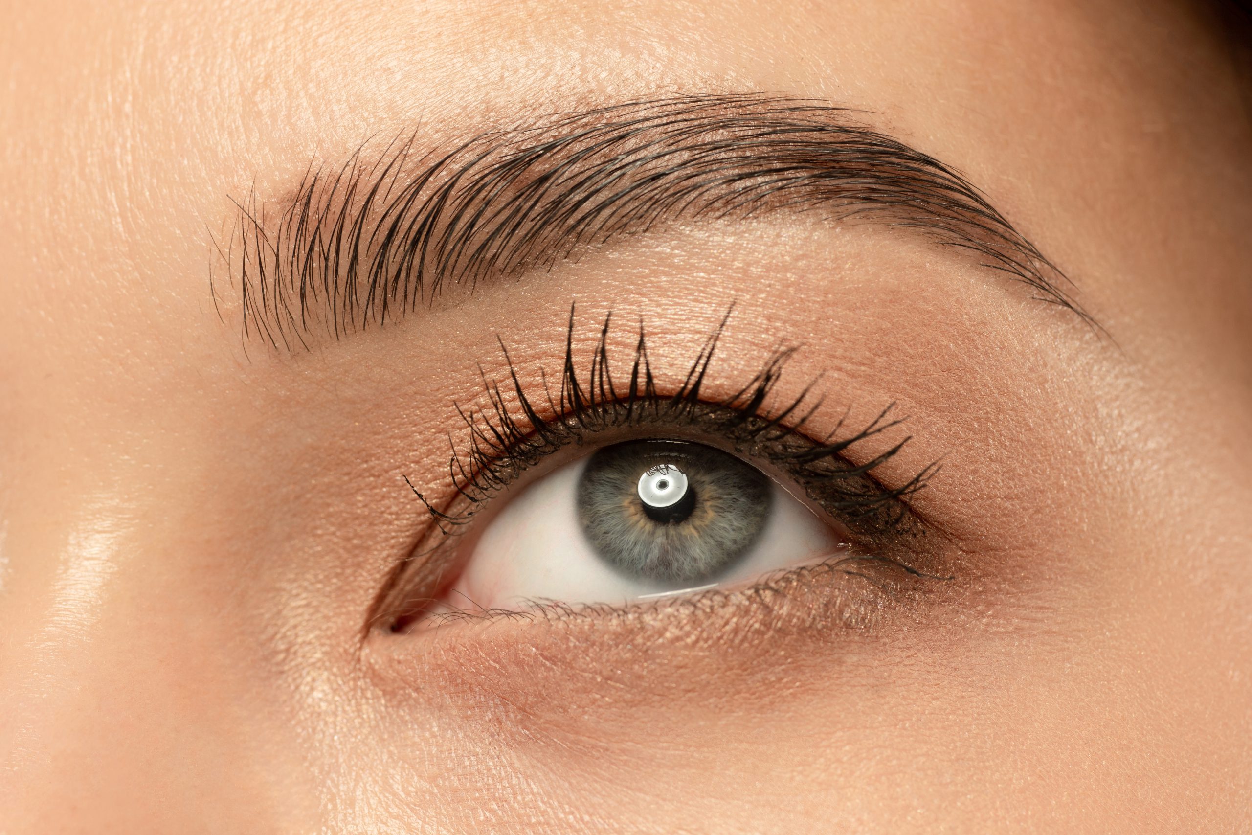 Brow shaping service in Sedora spa syracuse